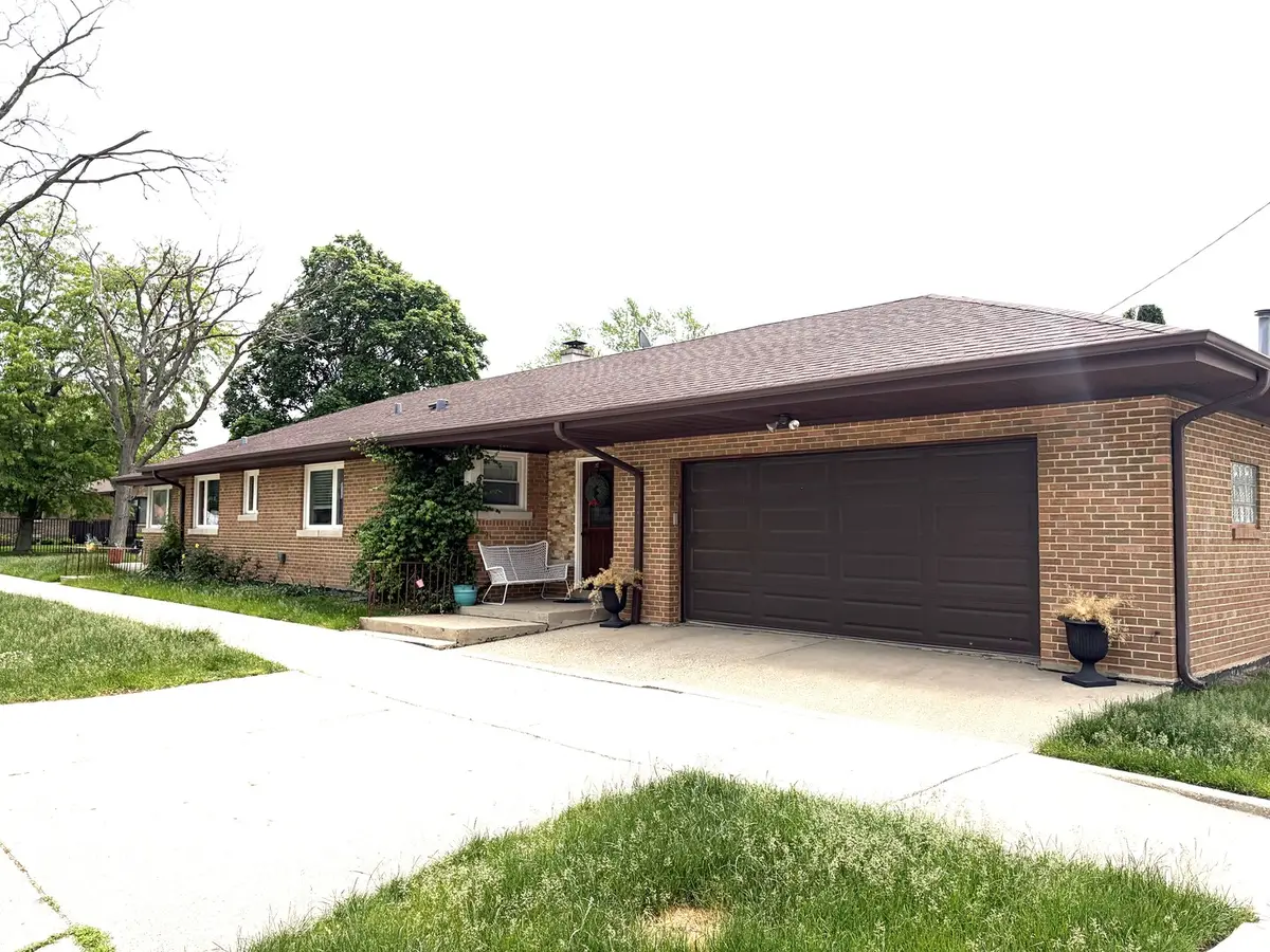 6250 N Kedvale Avenue, Chicago, IL 60646 - #1