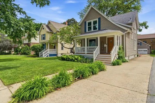 722 Garfield Avenue, Aurora, IL 60506