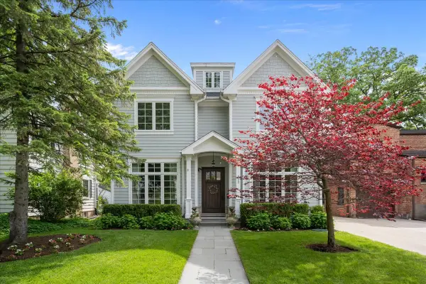 122 17th Street, Wilmette, IL 60091