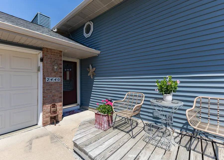 2440 W 60th Place, Davenport, IA 52806 - #2