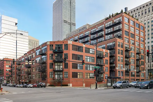 333 W Hubbard Street #610-611, Chicago, IL 60654 - #1
