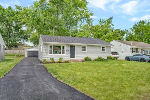512 N Westlawn Avenue, Aurora, IL 60506