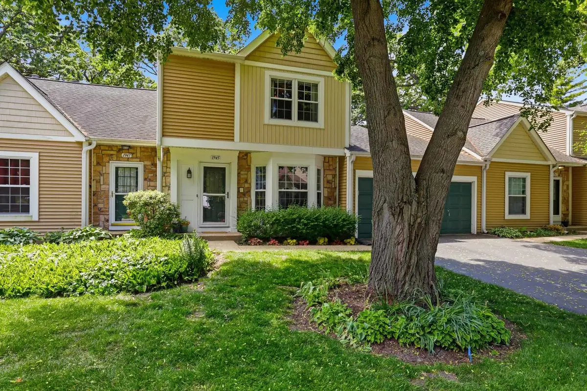 1945 Ozark Parkway, Algonquin, IL 60102 - #1