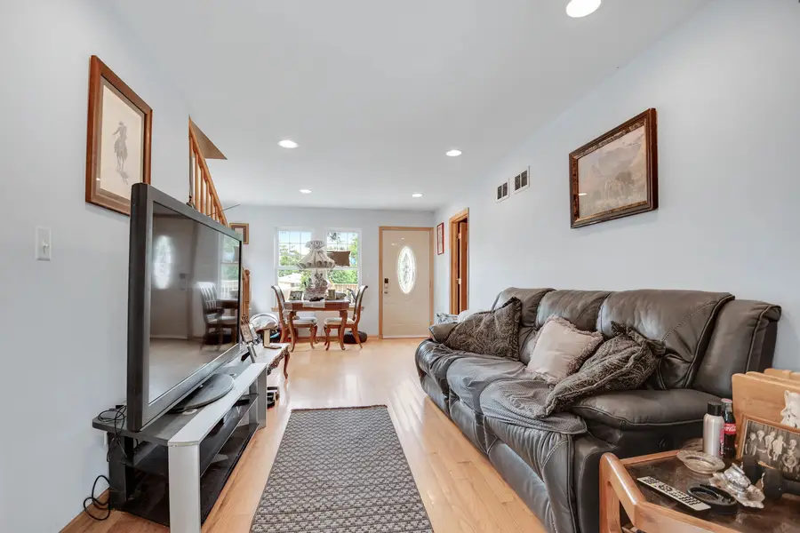 4820 S Lotus Avenue, Chicago, IL 60638 - #2