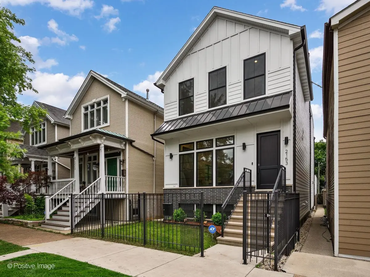 2153 W Fletcher Street, Chicago, IL 60618 - #1