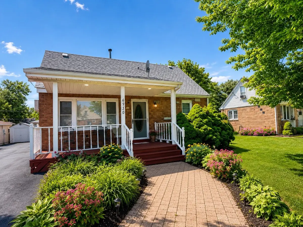 6930 Garden Lane, Bridgeview, IL 60455 - #1