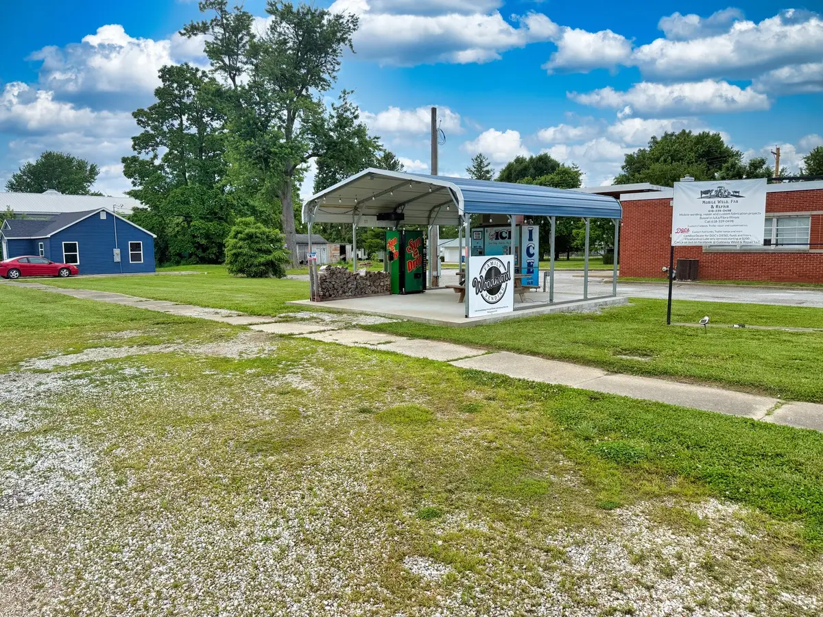 300 Front Street, Xenia, IL 62899 - #1