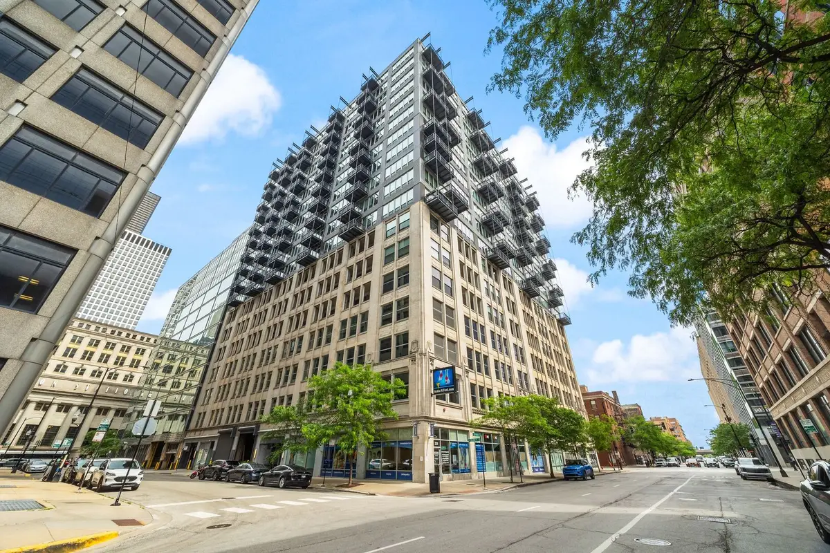 565 W Quincy Street #904, Chicago, IL 60661 - #1