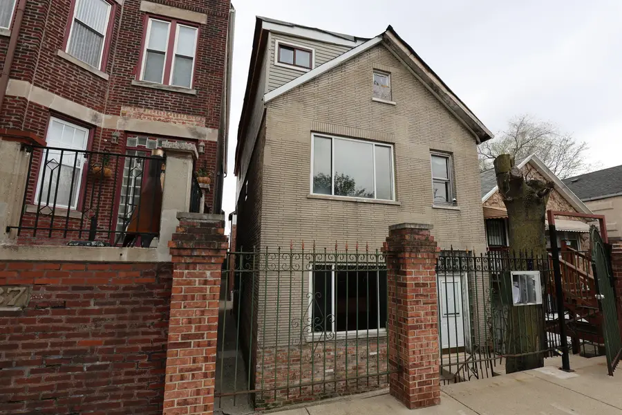 2039 W 18th Place, Chicago, IL 60608 - #2
