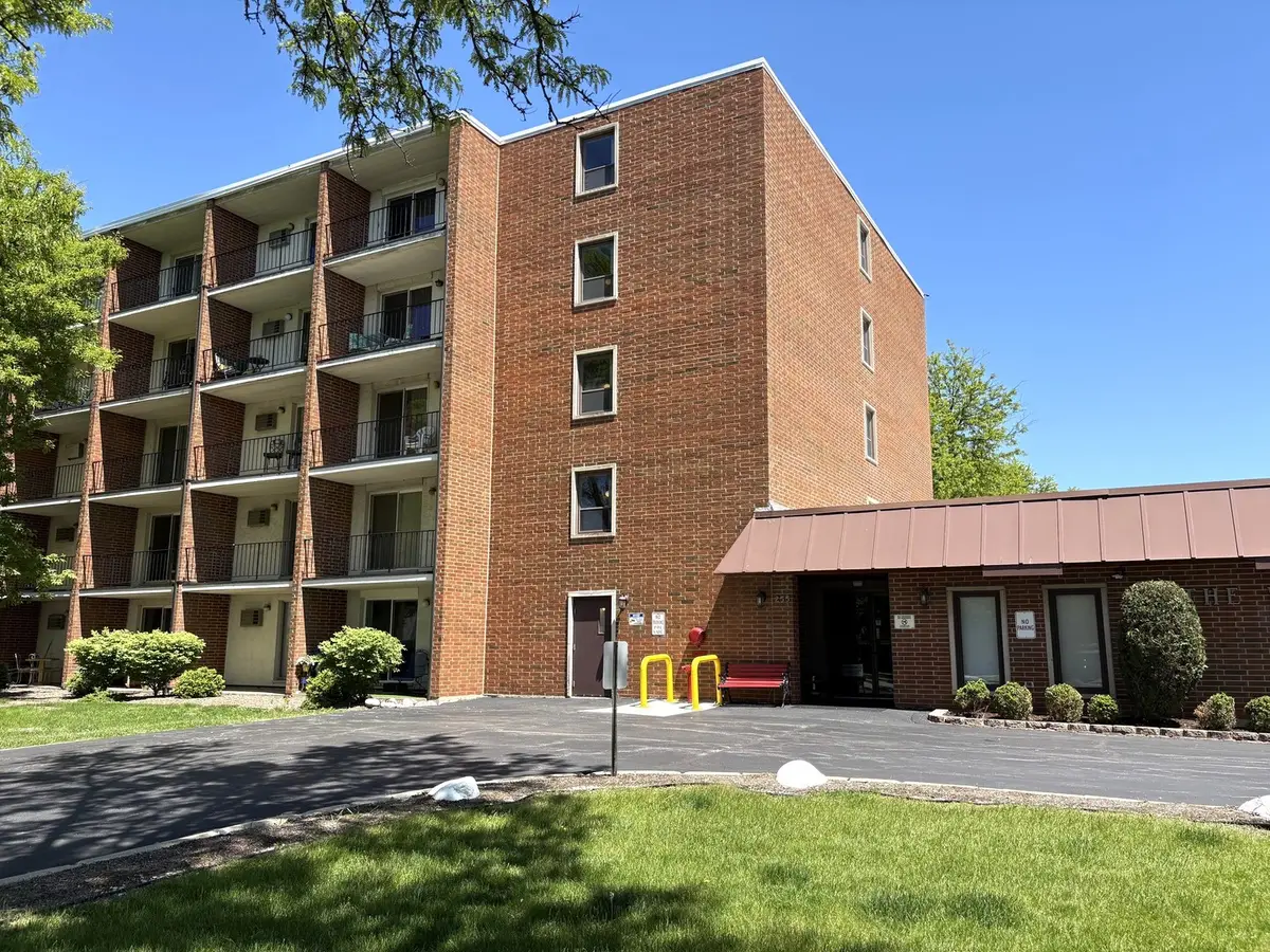 255 S West Avenue #403, Elmhurst, IL 60126 - #1