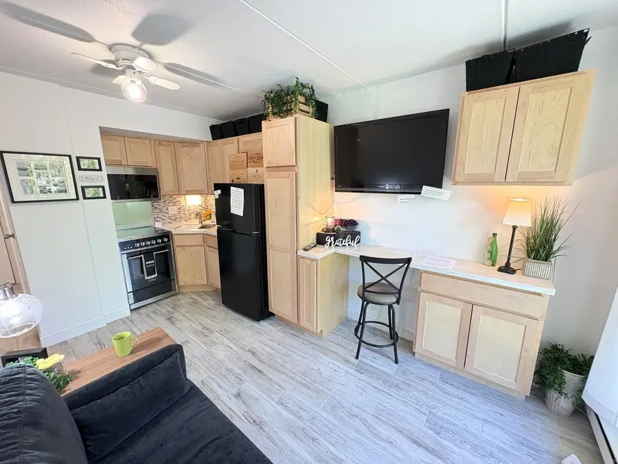 255 S West Avenue #403, Elmhurst, IL 60126 - #3