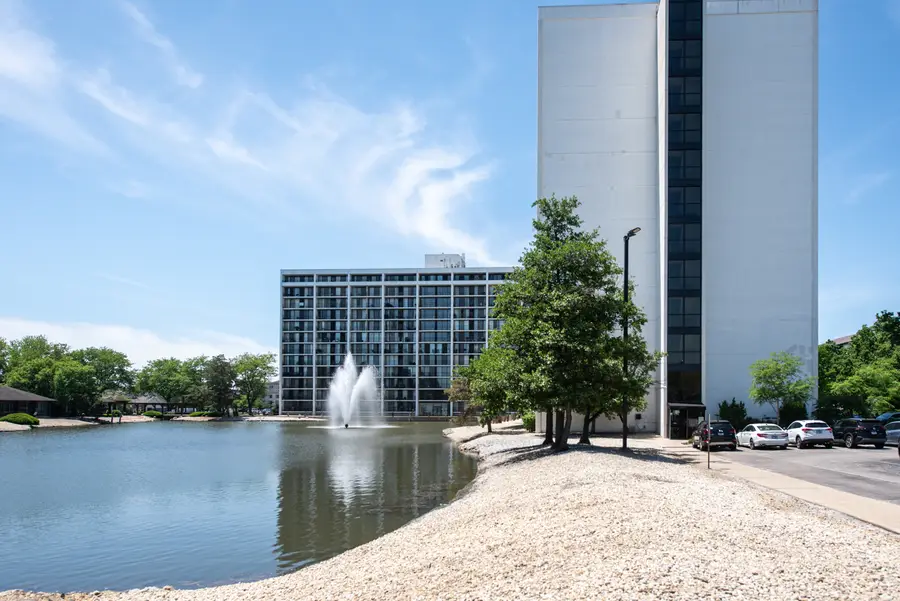 2015 S. Finley Road #612, Lombard, IL 60148 - #3