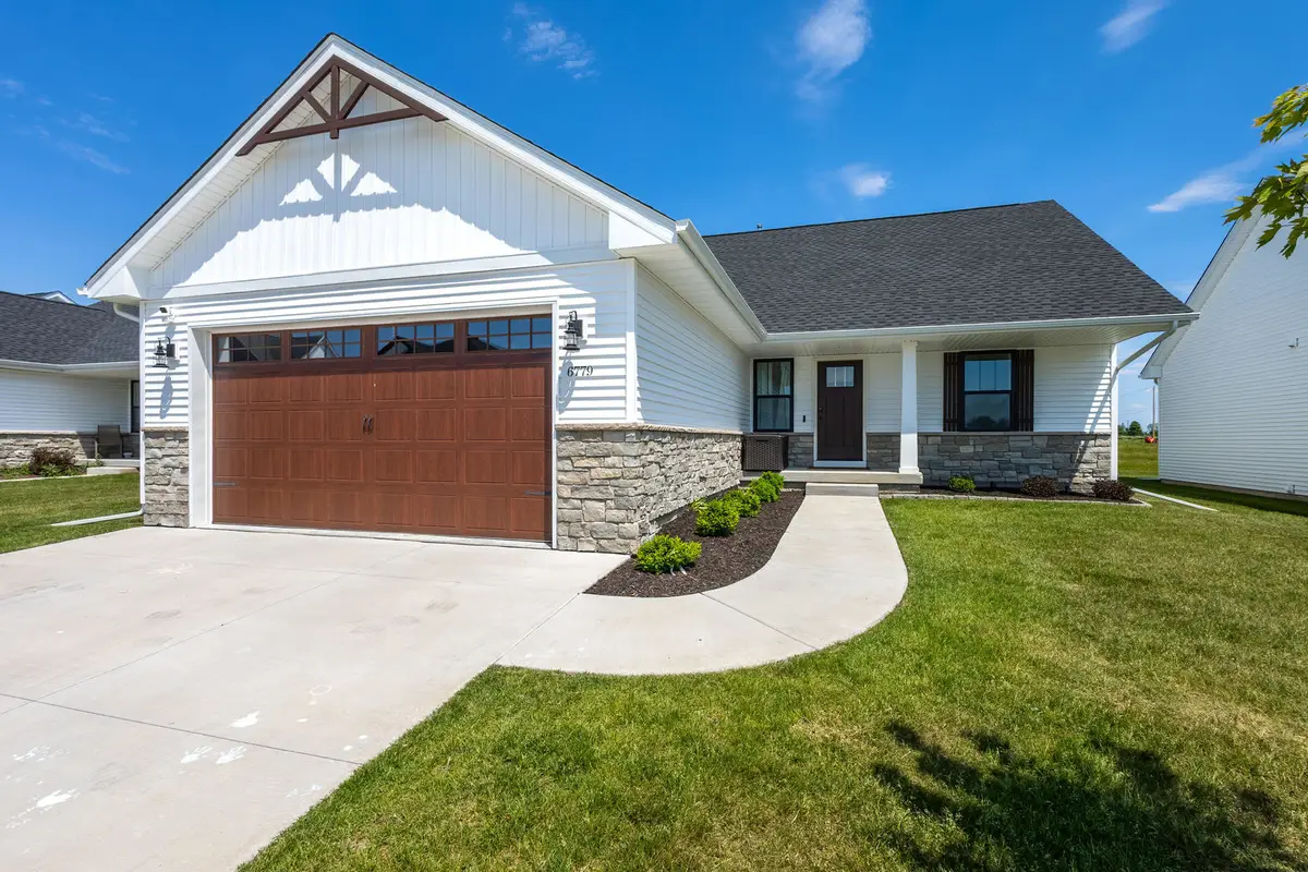 6779 Genesis Way, Bettendorf, IA 52722 - #1