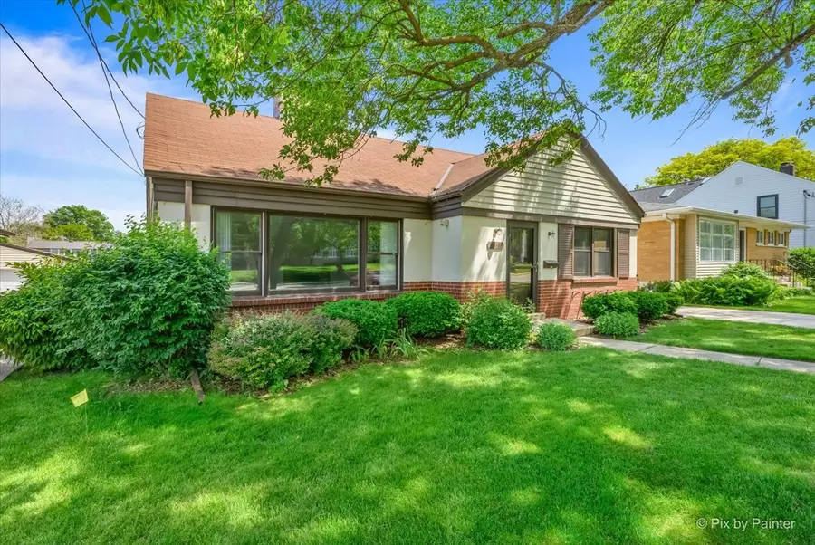 361 Bryant Avenue, Glen Ellyn, IL 60137 - #2