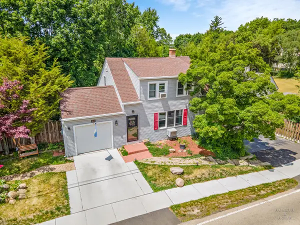 614 Algonquin Road, Fox River Grove, IL 60021