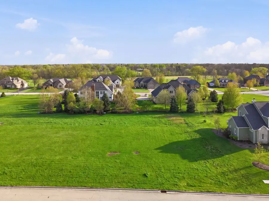 224 Whittemore Drive, Sycamore, IL 60178 - #2