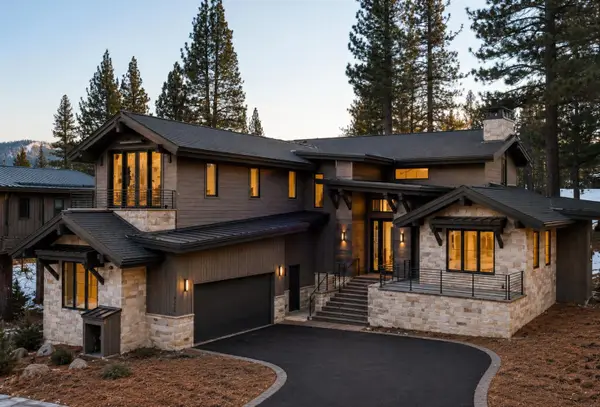 9233 Heartwood Drive, Truckee,  96161