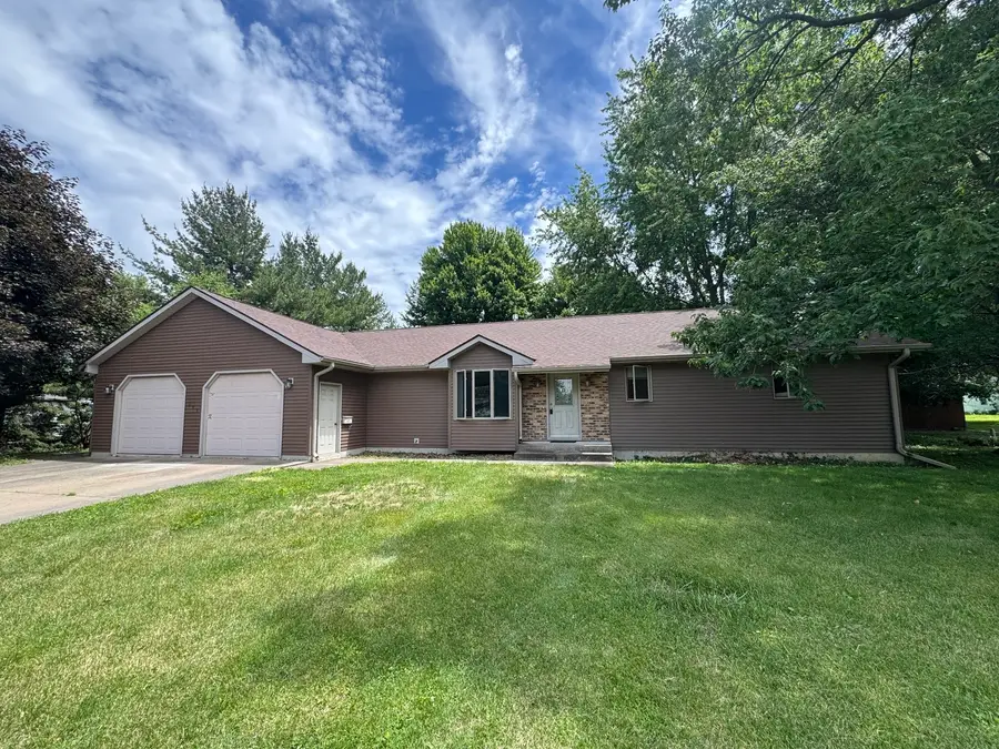 502 SW 8th Avenue, Aledo, IL 61231 - #2