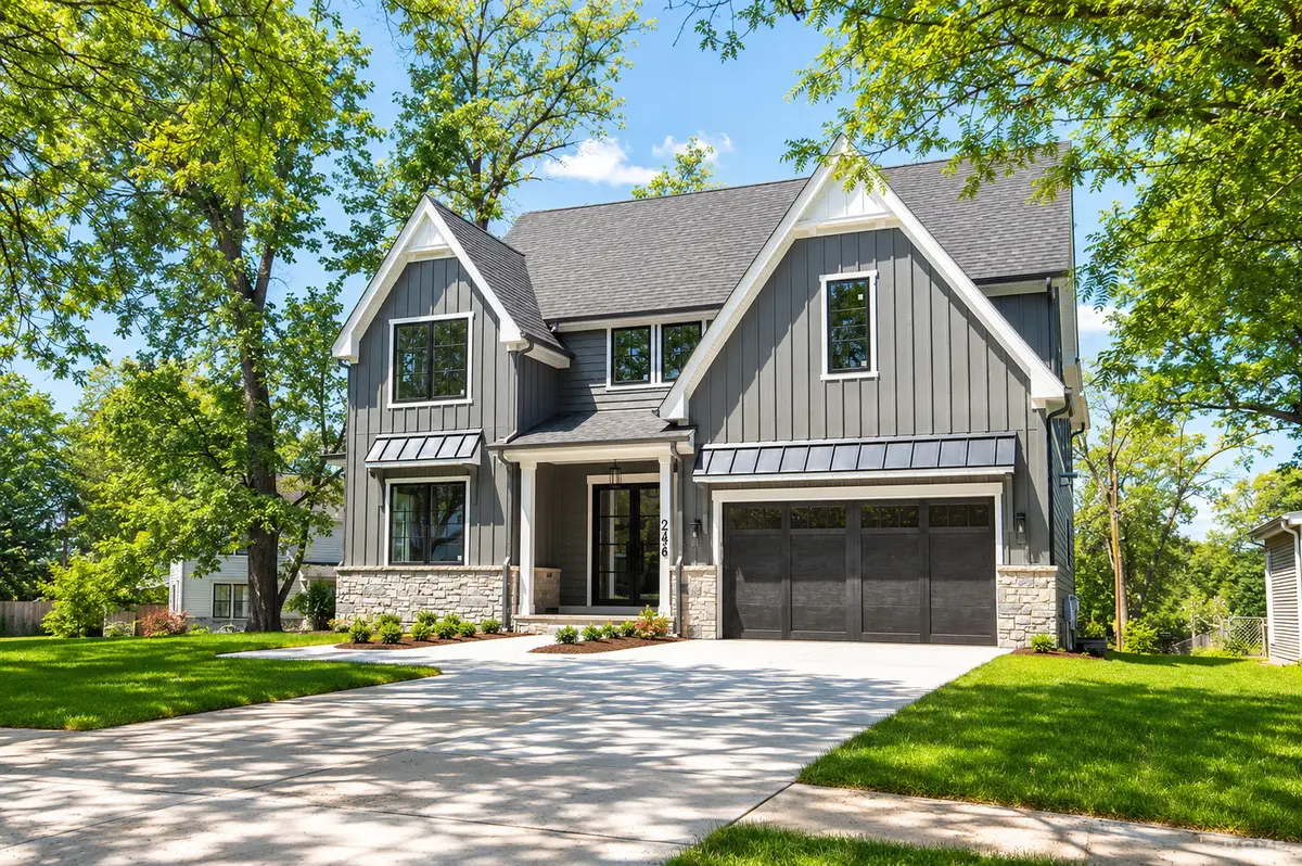 246 Holmes Avenue, Clarendon Hills, IL 60514 - #1