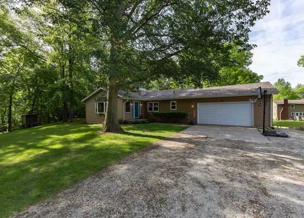 101 N Park Avenue, Geneseo, IL 61254