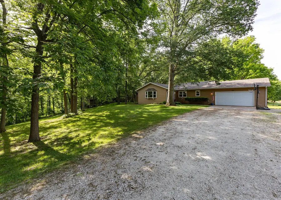 101 N Park Avenue, Geneseo, IL 61254 - #2