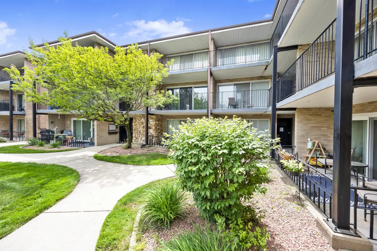 3175 W 115 Street #2W, Merrionette Park, IL 60803 - #1