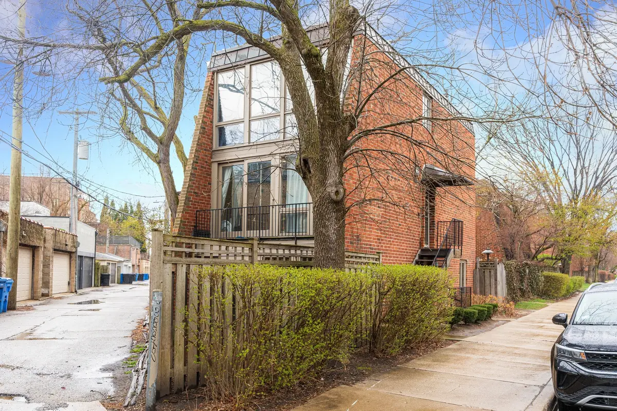 2122 N Lincoln Avenue #A1, Chicago, IL 60614 - #1