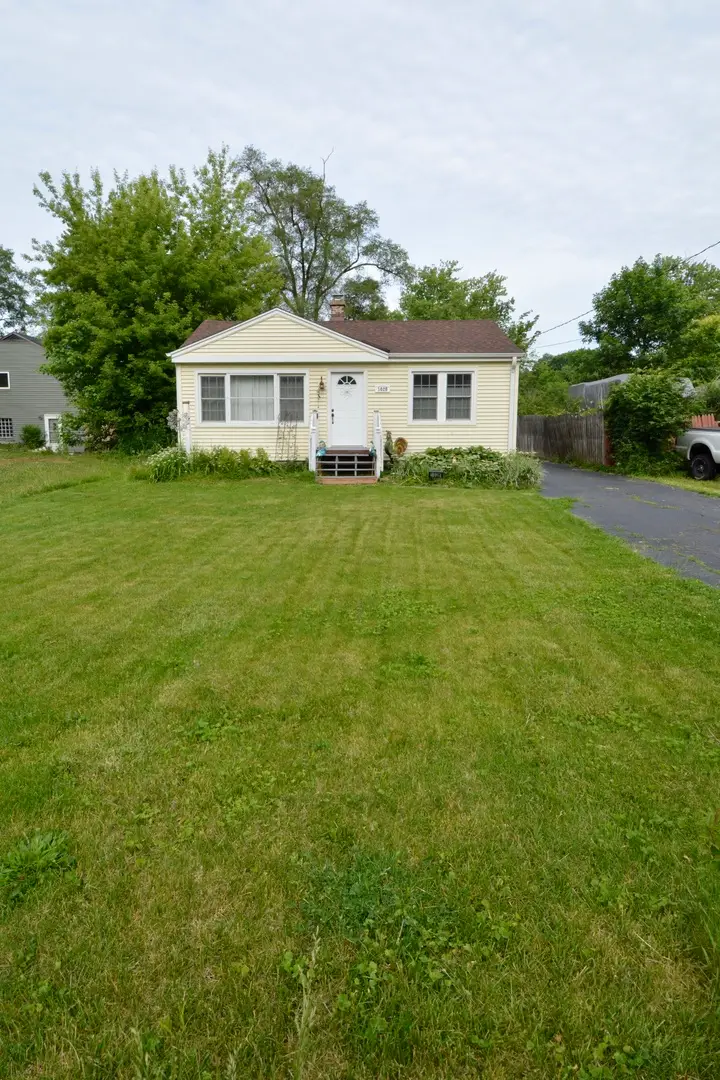 1028 West Drive, South Elgin, IL 60177 - #3