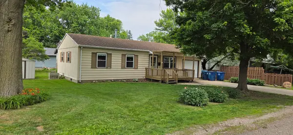 623 S 5th Avenue, Hoopeston, IL 60942
