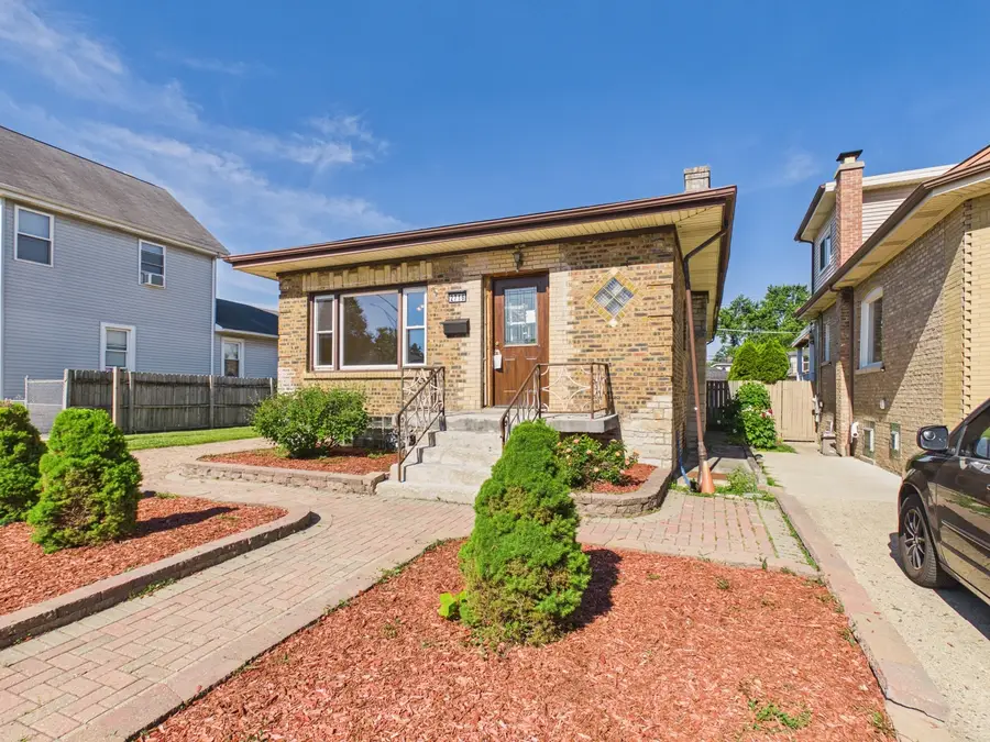 2716 N 75th Court, Elmwood Park, IL 60707 - #3