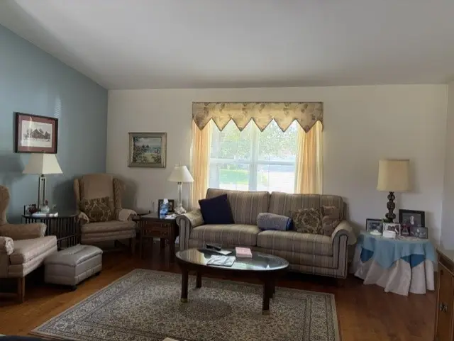 1017 31st Street, Peru, IL 61354 - #2