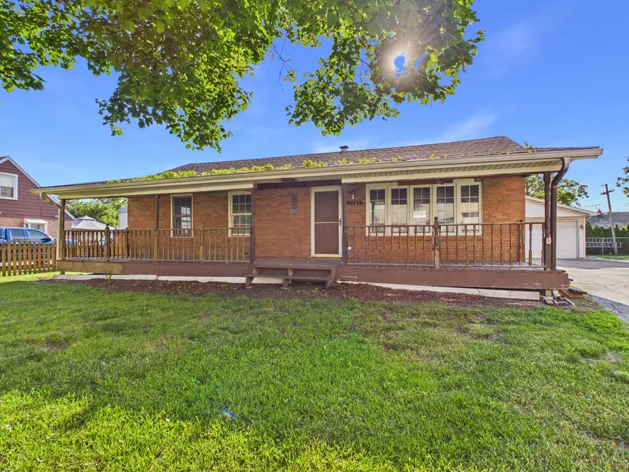8133 S 85th Court, Justice, IL 60458 - #2