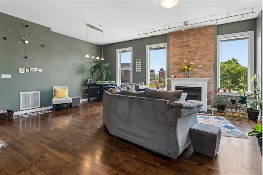 6417 S Minerva Avenue #3-SW, Chicago, IL 60637 - #3