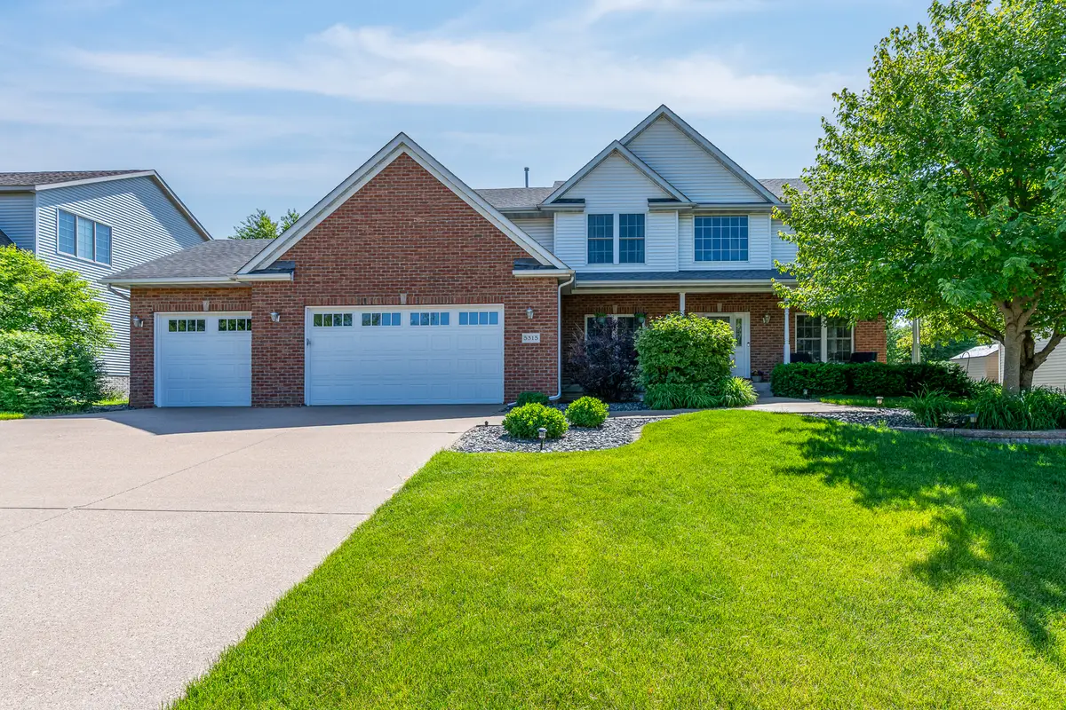 5315 Hugo Road, Bettendorf, IA 52722 - #1