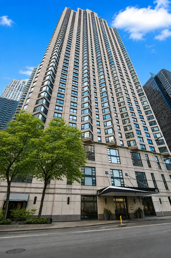 401 E Ontario Street #1710, Chicago, IL 60611