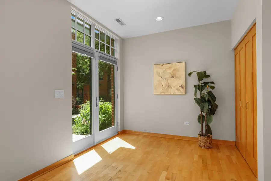 101 N Euclid Avenue #23, Oak Park, IL 60301 - #3