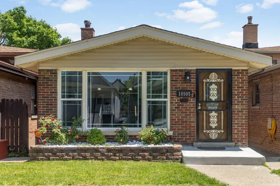 10505 S Avenue F, Chicago, IL 60617 - #2