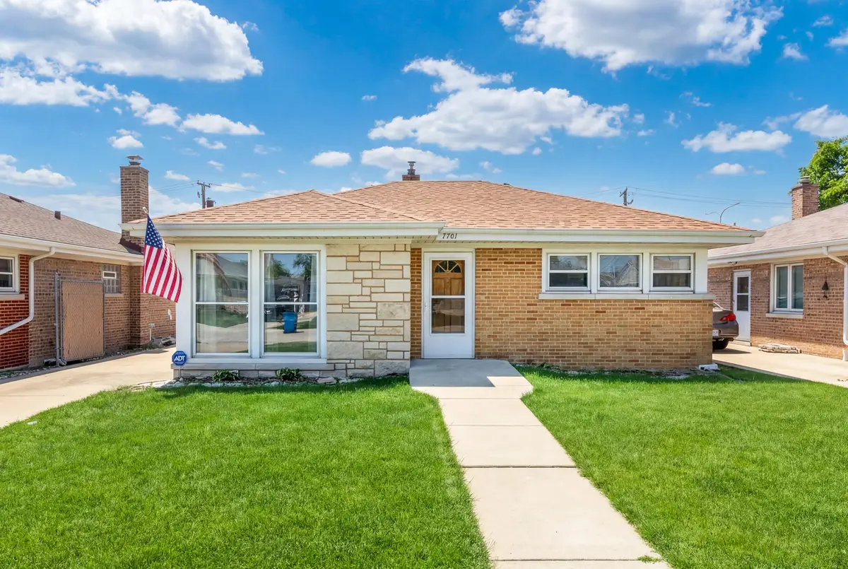 7701 W Victoria Street, Chicago, IL 60631 - #1