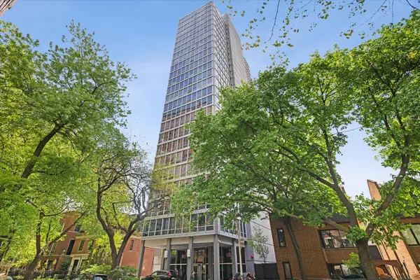 339 W Barry Avenue #24A, Chicago, IL 60657