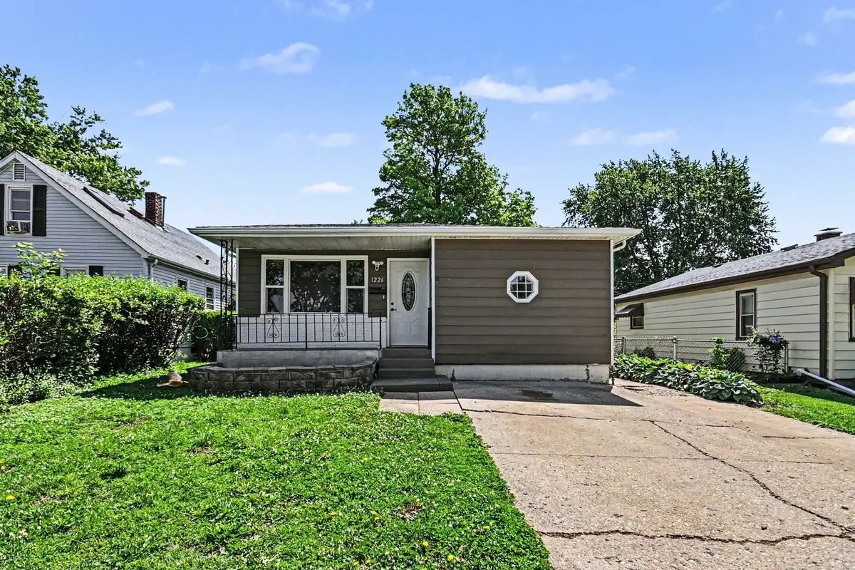 1226 N Raynor Avenue, Joliet, IL 60435 - #1
