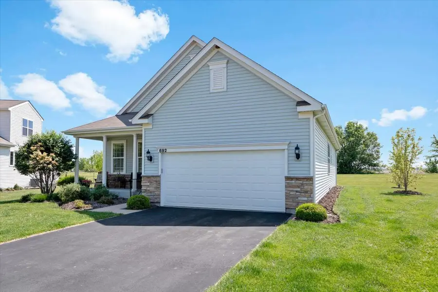692 Canton Court, Oswego, IL 60543 - #2