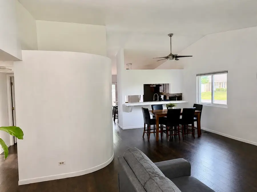 1376 Burns Drive, Elgin, IL 60120 - #2