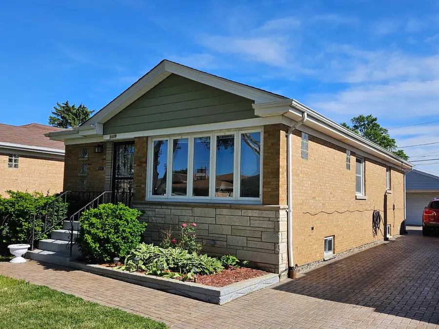 7119 W Sunnyside Avenue, Norridge, IL 60706 - #2