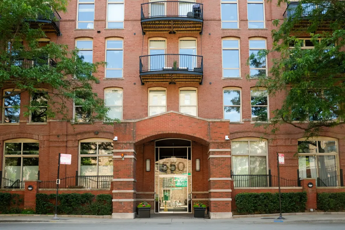 550 N Kingsbury Street #111, Chicago, IL 60654 - #1