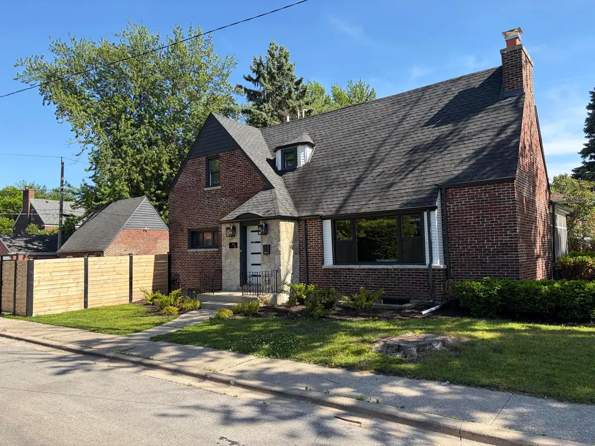 9001 S Claremont Avenue, Chicago, IL 60643 - #1