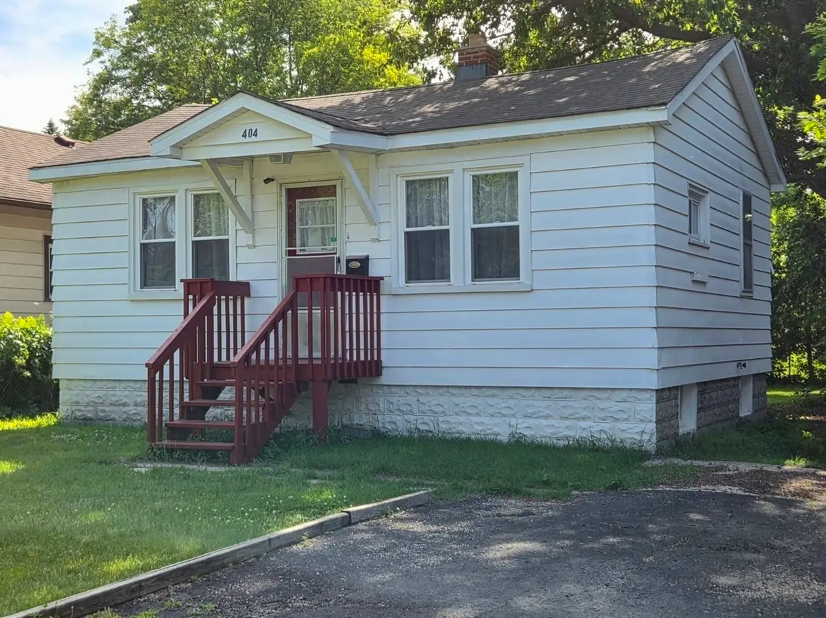 404 Morton Avenue, Aurora, IL 60506 - #1