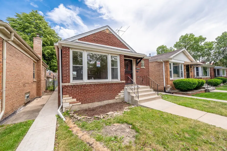 10449 S Vernon Avenue, Chicago, IL 60628 - #2
