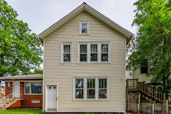 2703 S Hillock Avenue, Chicago, IL 60608