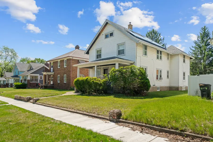 1631 8th Avenue, Rockford, IL 61104 - #3