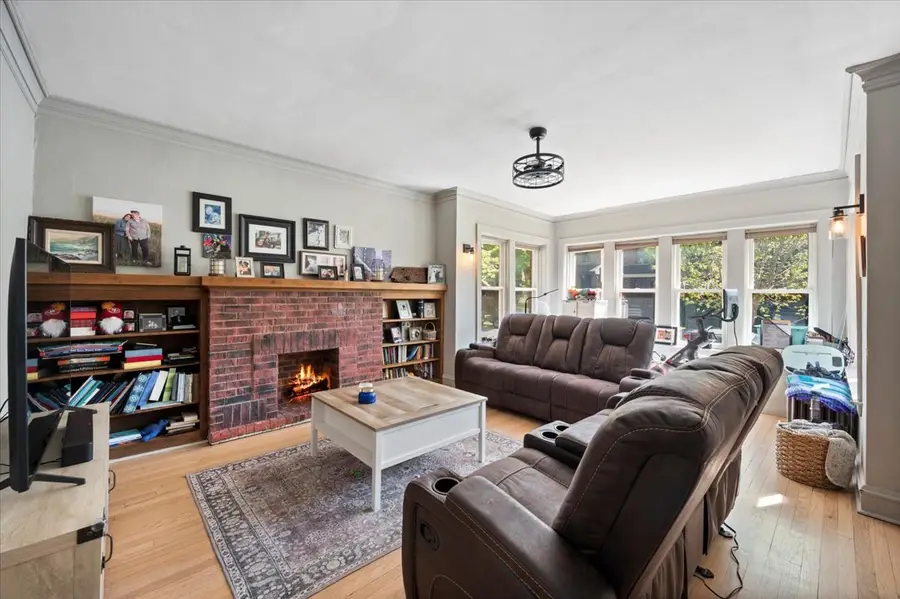 3618 N Bell Avenue, Chicago, IL 60618 - #3